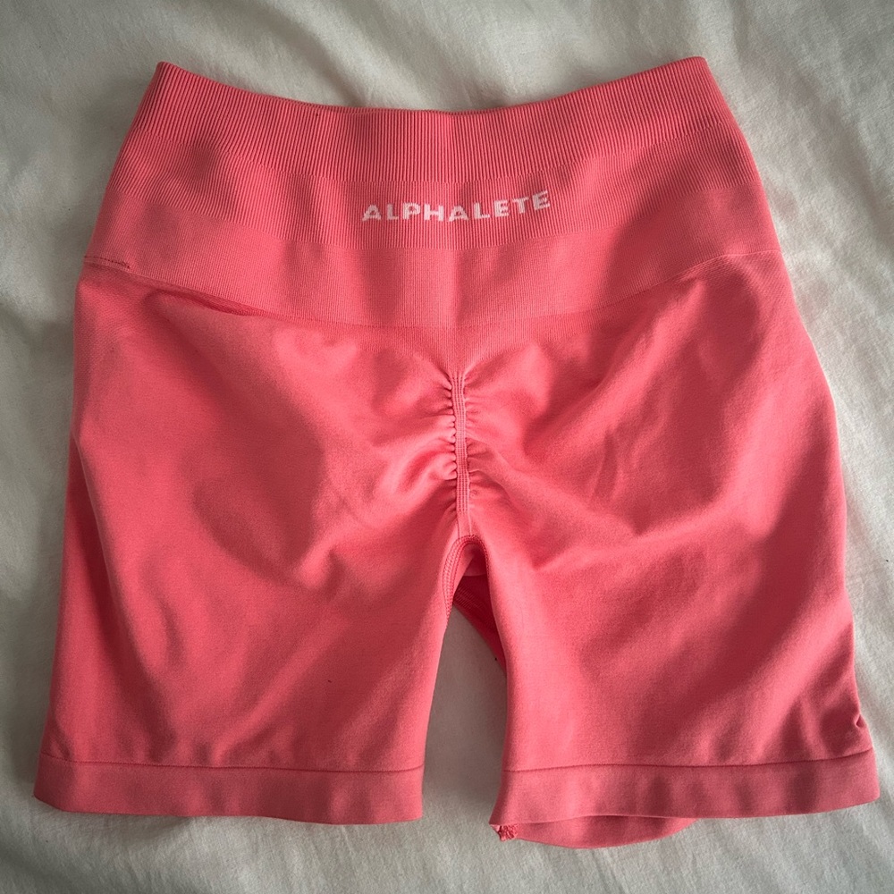 Alphalete Amplify 4.5” Shorts - Brand New